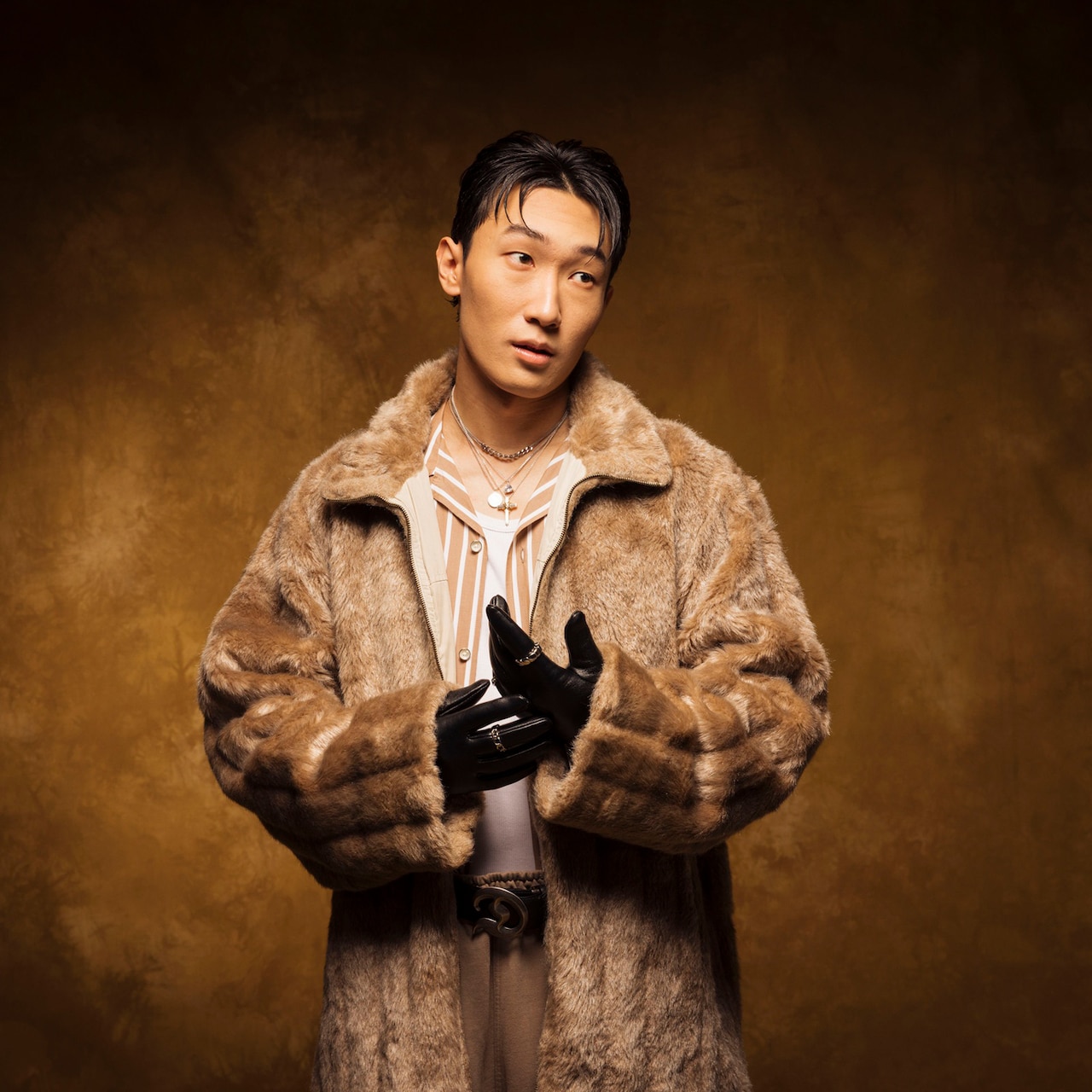 INIMILEがプロデューサーにESME MORI迎えた新曲発表、葛藤と未練描いた初のR&Bバラード