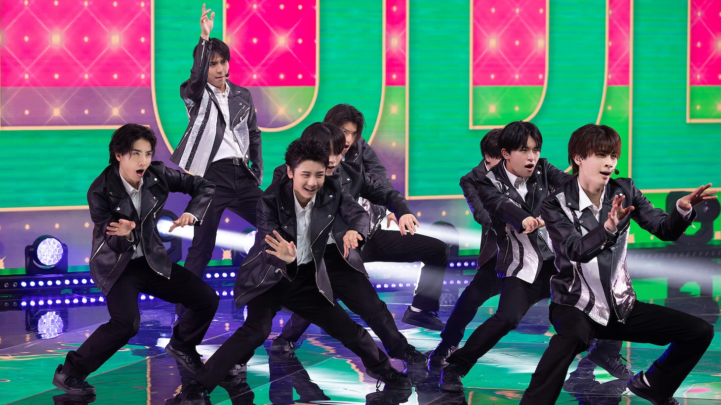 ジュニア©Storm Labels Inc.