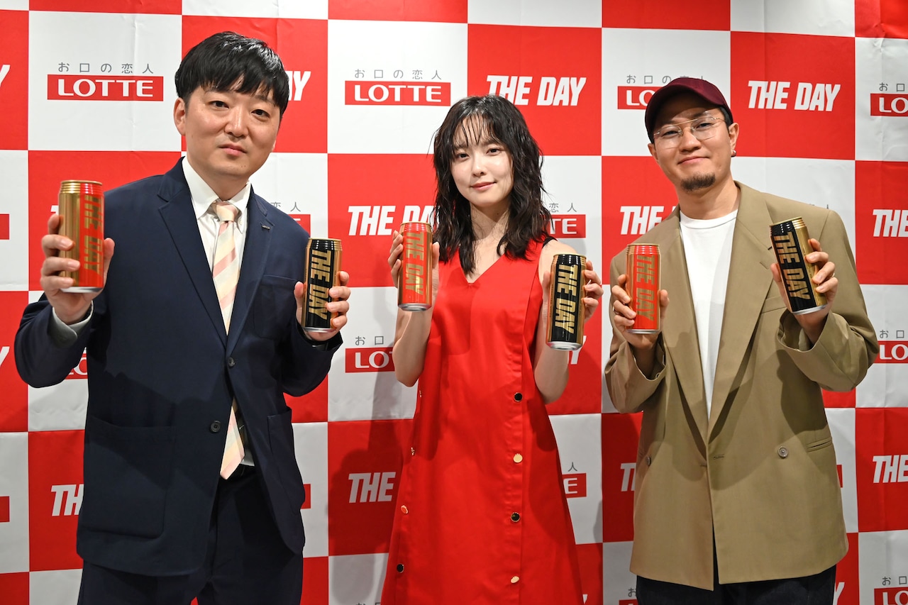 左から平井翔大氏、加藤小夏、TaiTan（Dos Monos）。