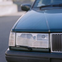 VUW「Sedan」配信ジャケット