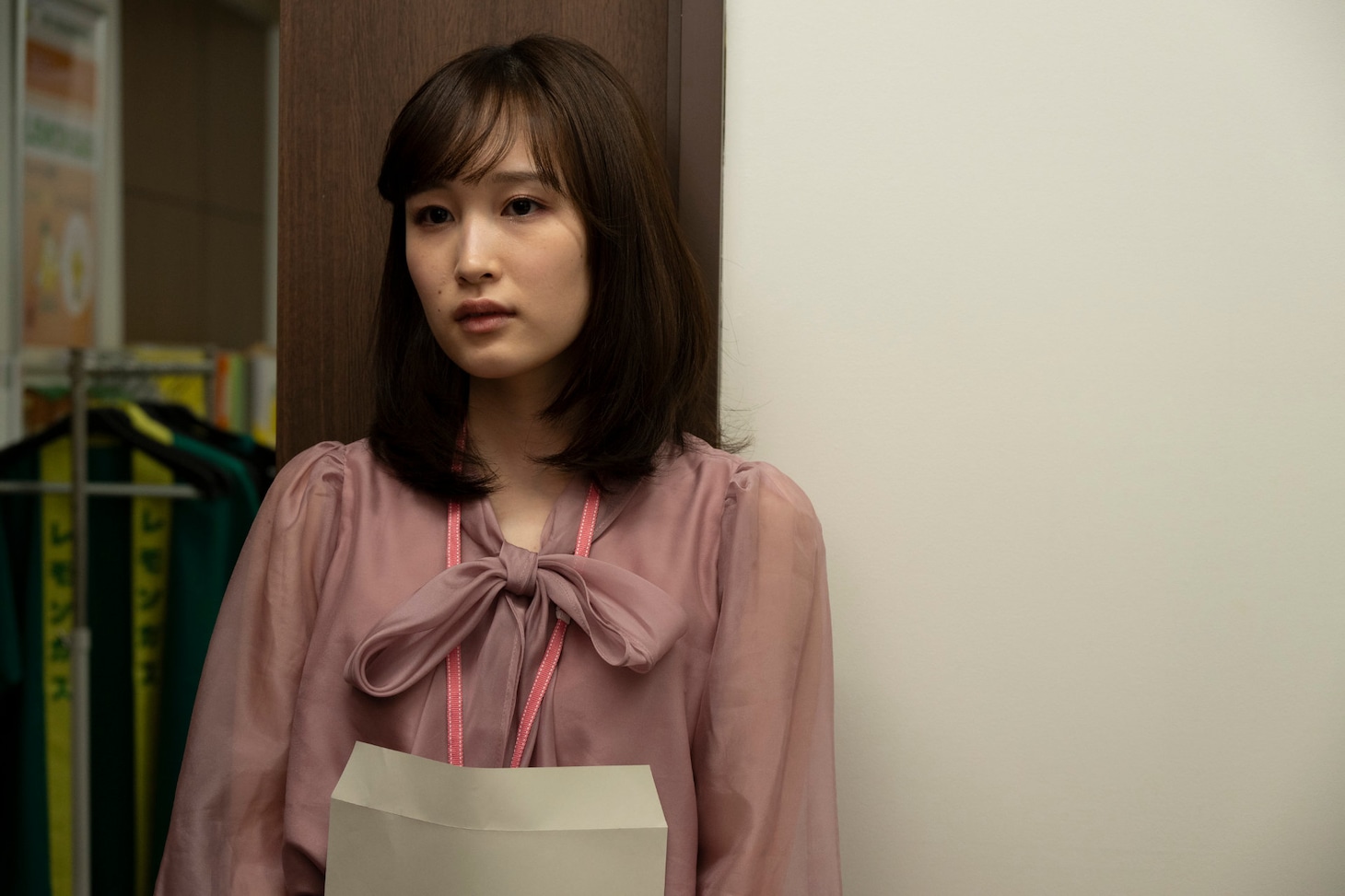 「あざとかわいいワタシが優勝」第6話より、蒼井陽奈演じる木之本紗綾。