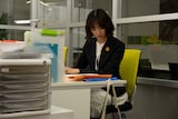 「あざとかわいいワタシが優勝」第6話より、大友花恋演じる松嶋琴音。
