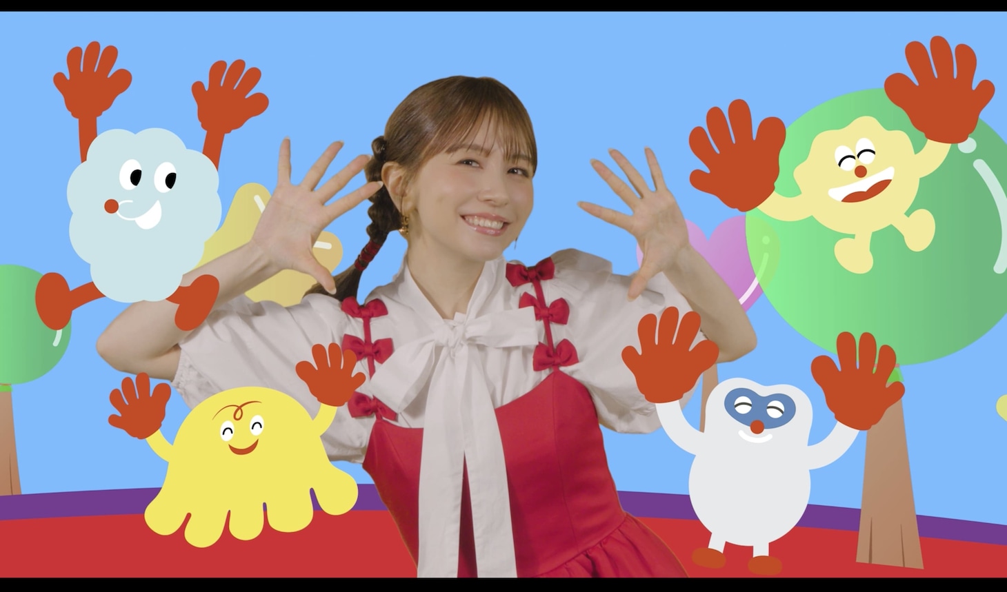 May J.「はいふぁいぶ！」ミュージックビデオより。