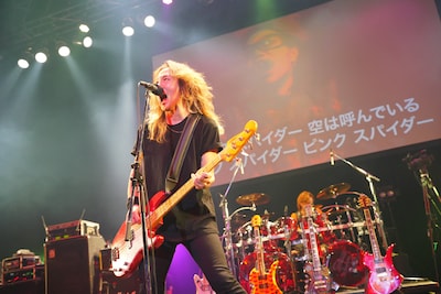J（LUNA SEA）