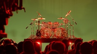 YOSHIKI（X JAPAN）のクリスタルドラム。