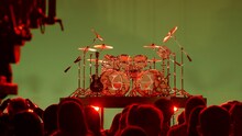 YOSHIKI（X JAPAN）のクリスタルドラム。