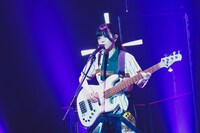 朱李（B）（撮影：冨田味我）