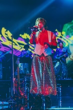 .ENDRECHERI. / 堂本剛が新しい自分に出会う旅へ、ツアー「NEW CHAPTER」が大阪で開幕