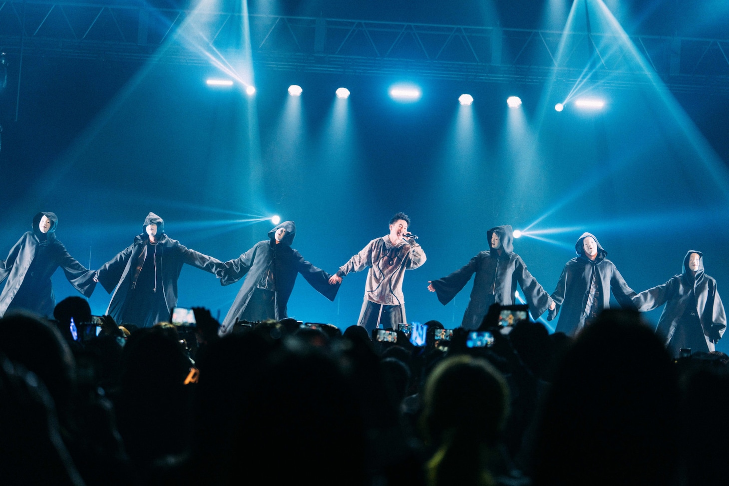 RYOKI MIYAMA（三山凌輝 / ex. BE:FIRST）のライブツアー「RYOKI MIYAMA First Tour『Back from the coffin.』」（2026年5月3日公演）の様子。