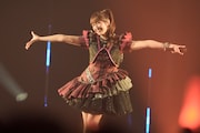 佐々木彩夏 ©KING RECORDS