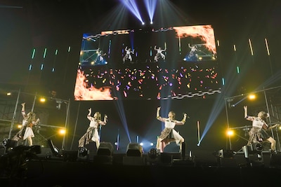 「東京ももクロランド」より、「MCZ THE LIVE 2026春 -18th Anniversary Roadmap-」の様子。©KING RECORDS