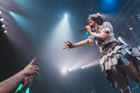 「RAY ONE-MAN SHOW『#MOD_GROOVE』- SOUND VISUALIZATION -」の様子。（撮影：ヤギタツノリ）