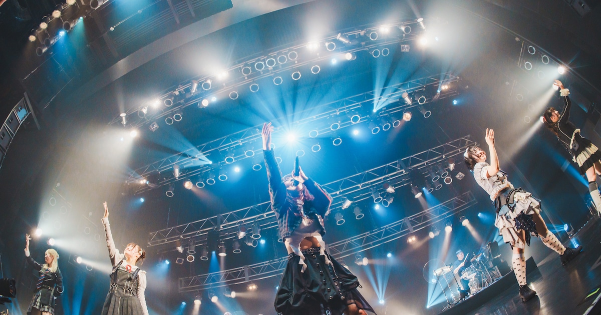 RAYがO-EASTで過去最大キャパワンマン開催、生演奏×映像×照明の融合で音を“視覚化”