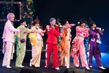 THE SUPER FRUITのホールツアー「ONE FLOWER HALL TOUR2026」初日公演の様子。