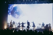 「RAY ONE-MAN SHOW『#MOD_GROOVE』- SOUND VISUALIZATION -」の様子。（Photo by endo rika）