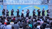 東京・ららぽーと豊洲 シーサイドデッキ メインステージでパフォーマンスするWHITE SCORPION。©OVERSE/KING RECORDS