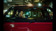 宇多田ヒカル「パッパパラダイス」MVでタクシードライバーに、渋川清彦や浅野順子らが乗車
