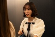 「あざとかわいいワタシが優勝」第7話より、大友花恋演じる松嶋琴音。
