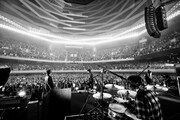 「a flood of circle 20周年記念公演 “LIVE AT 日本武道館”」の様子。（撮影：新保勇樹）