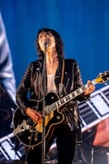 佐々木亮介（Vo, G）（Photo by Viola Kam [V'z Twinkle]）