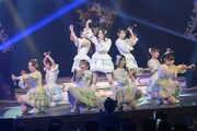 「私は、わたしの事が好き。」を披露する高嶺のなでしこ。（撮影：林晋介）