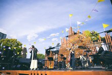 「絢香 20th ANNIVERSARY PREMIUM FREE LIVE」の様子。（撮影：渡邉一生）
