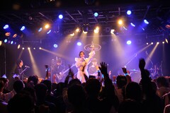 SWALLOW、初のワンマン2DAYSで見せた“陰”と“陽”