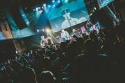 「PURPLE BUBBLE 結成2周年記念ワンマンライブ “Touch your Heart”」東京・Veats Shibuya公演の様子。（撮影：小野秀梧）@onoshuugo_photo（X / Instagram）