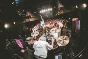 「PURPLE BUBBLE 結成2周年記念ワンマンライブ “Touch your Heart”」東京・Veats Shibuya公演の様子。（撮影：小野秀梧）@onoshuugo_photo（X / Instagram）