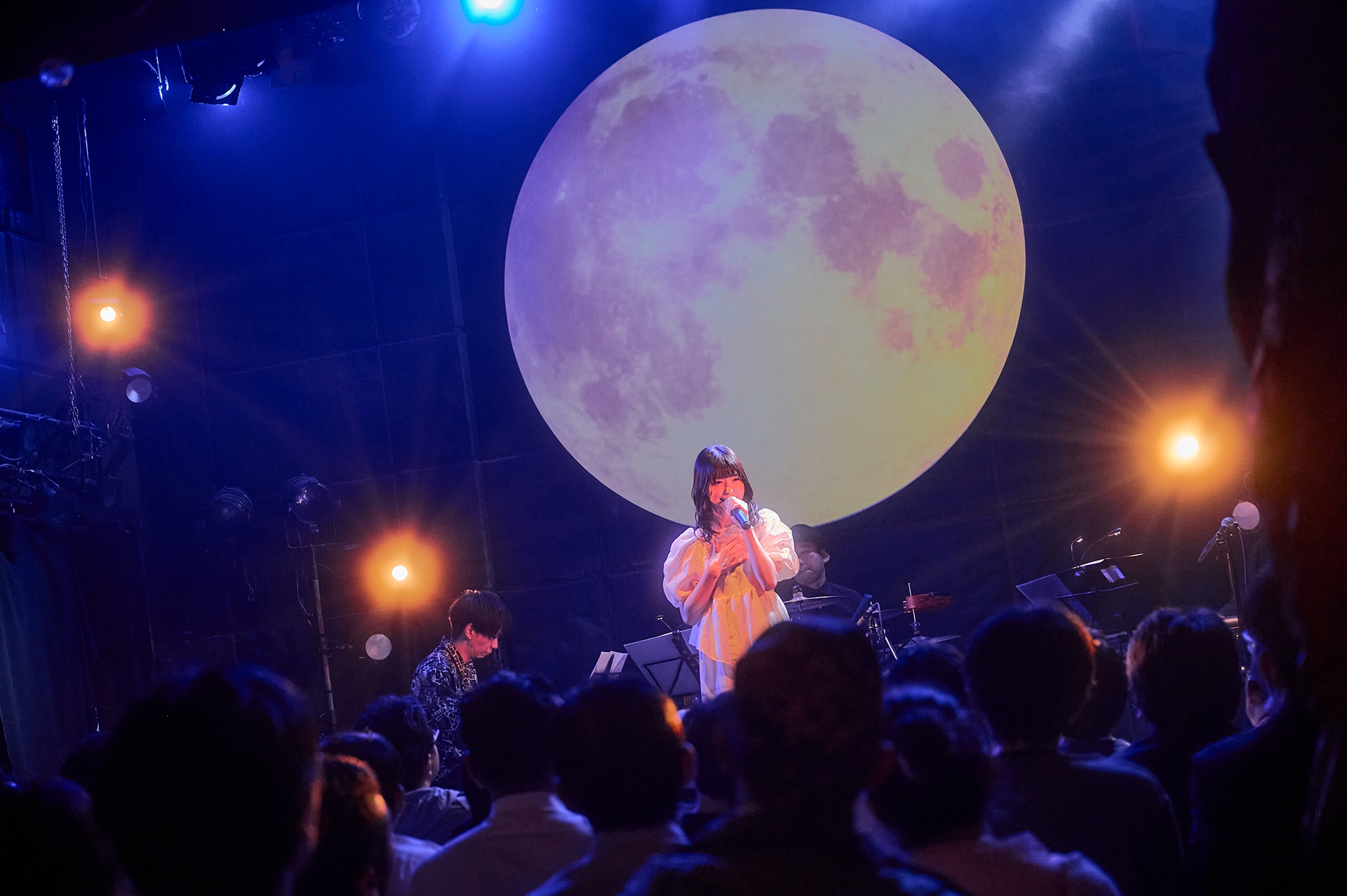 otsumami feat.mikan、声と呼吸をじっくりと届けた「ピアノと私のライブ #2」