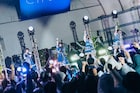 CYNHN、雨を忘れられない思い出に変えた野外フリーライブ　ZeppDCワンマン開催を発表
