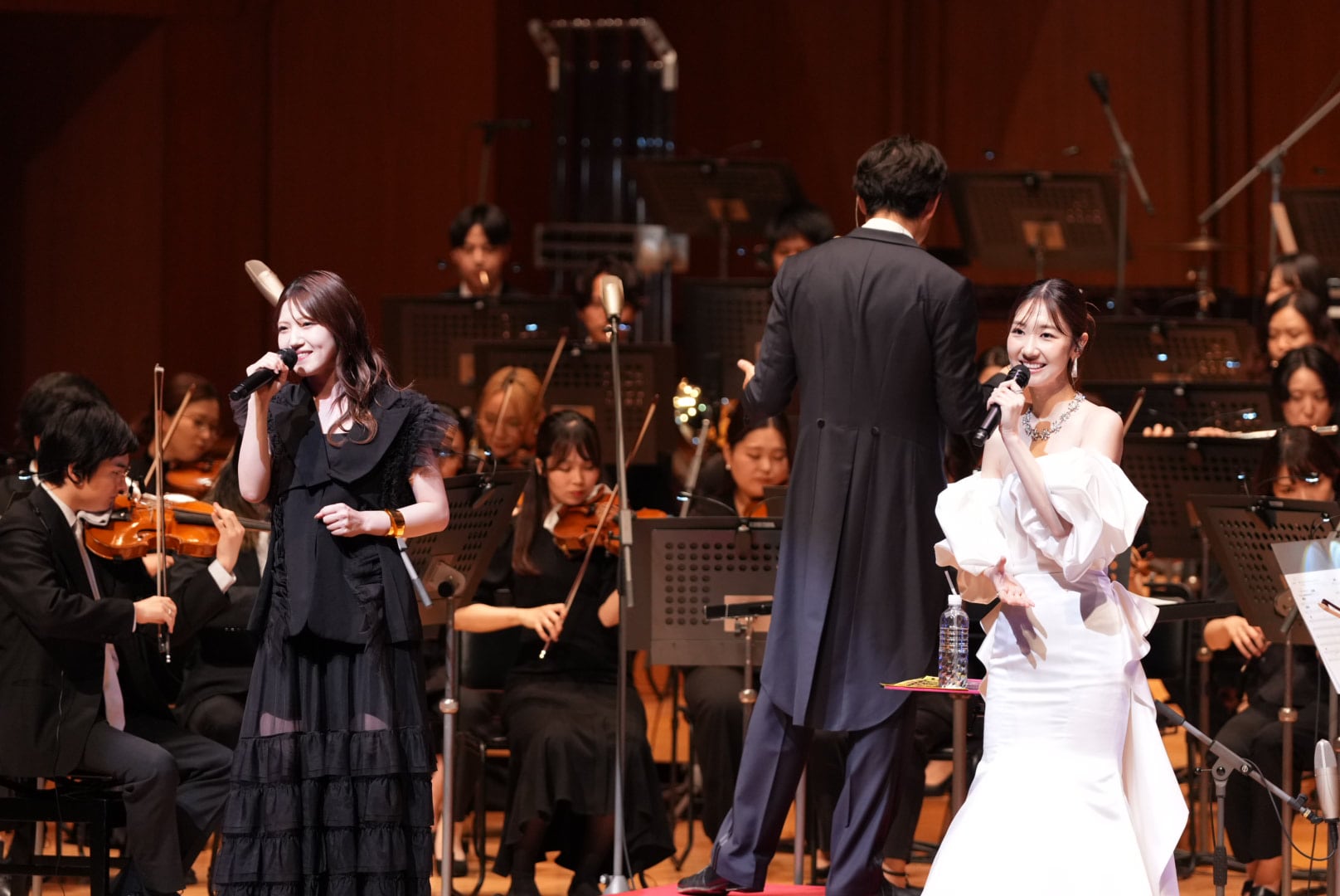 柏木由紀がオーケストラコンサート開催、古巣の楽曲を壮大アレンジで