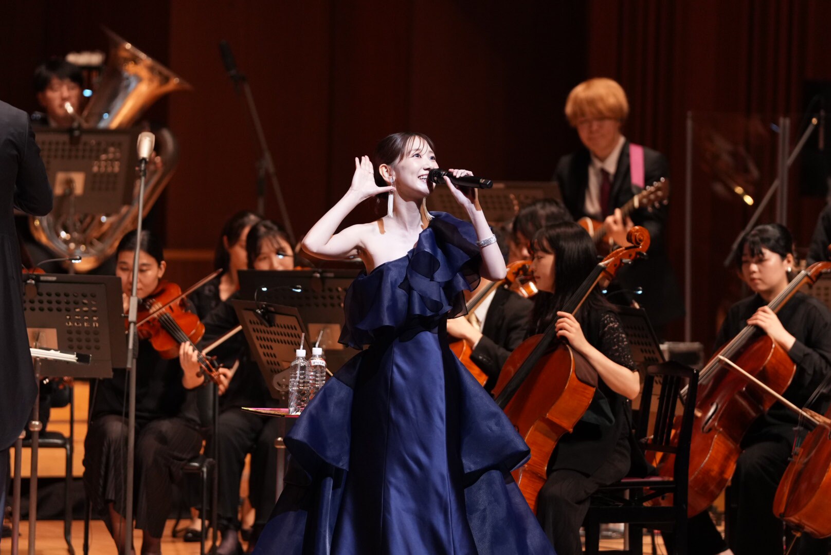 柏木由紀がオーケストラコンサート開催、古巣の楽曲を壮大アレンジで