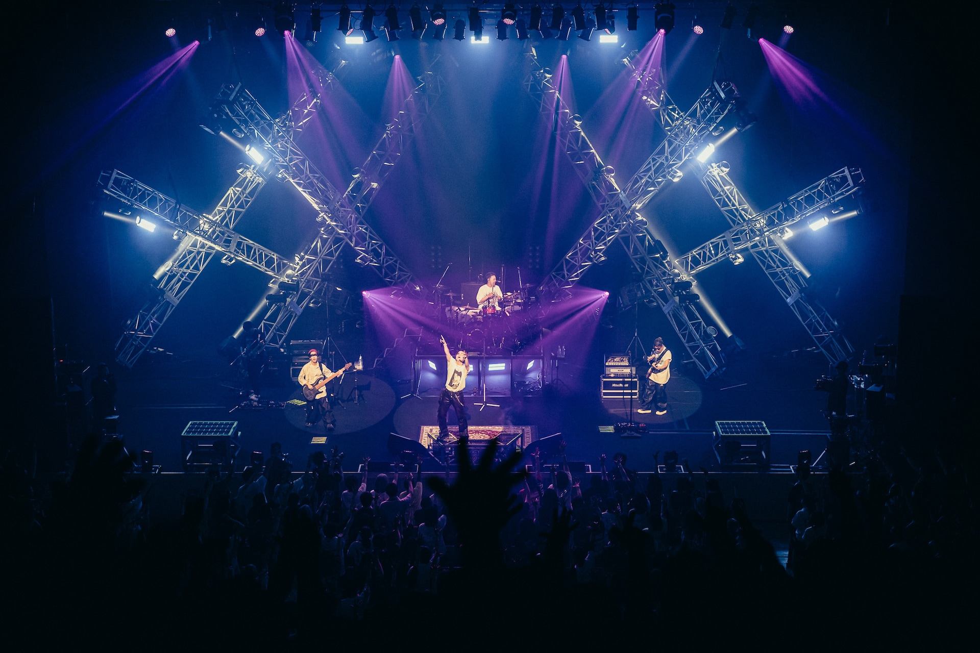 SPYAIR新曲はアニメ「転生重騎士」OP主題歌、恒例「JUST LIKE THIS」今年は日韓で