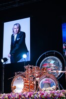 2025年東京ドーム公演のドラムソロで使用された真矢のドラムセット。