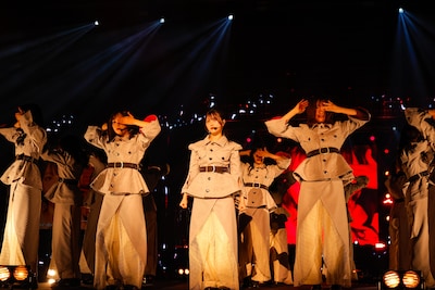 「14th Single BACKS LIVE!!」の様子。©Seed & FlowerLLC