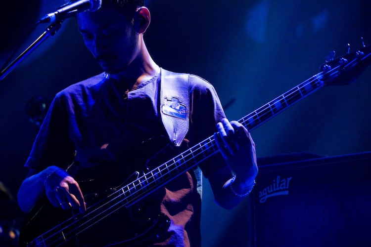 Ren Yamamoto（B / Suchmos）（Photo by Yukitaka Amemiya）