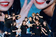 「武元唯衣 卒業セレモニー」より櫻坂46二期生。©Seed & FlowerLLC
