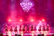 ≠ME、重く禍々しい呪縛ソング「愛くださいませ」を初披露！冨田菜々風がひさびさのロングヘアに