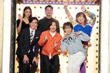 左上から時計回りに滝沢眞規子、鈴木啓太、バービー（フォーリンラブ）、直川貴博、浮所飛貴（ACEes）、青木源太。©日本テレビ