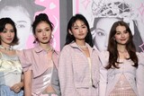 左から鎮西寿々歌、せいら、山﨑天、嵐莉菜。