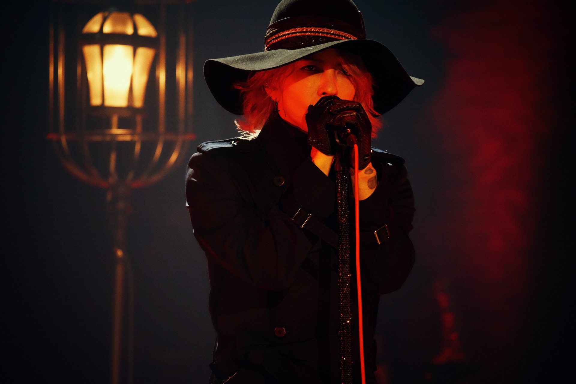 HYDEが故郷・和歌山に凱旋、ウィーン公演の“公開リハ”で「FORBIDDEN COLOURS」歌唱