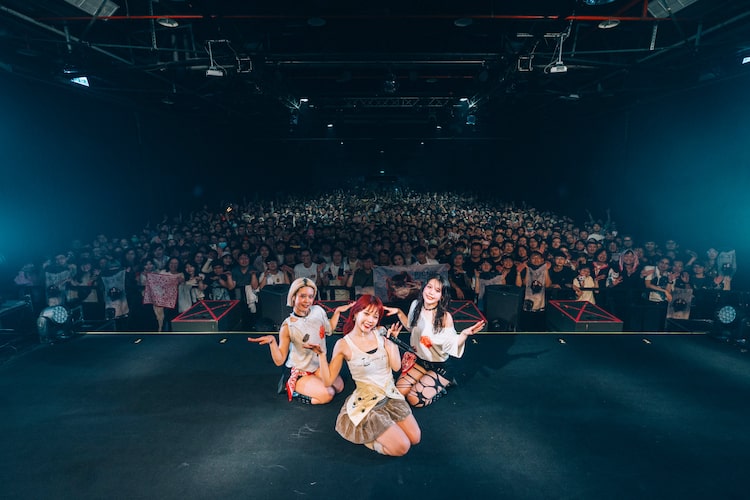 「AiNA THE END LIVE TOUR 2026 - PICNIC -」台北公演の様子。（撮影：大峡典人）
