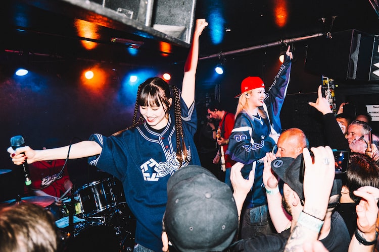 EMNWロンドン公演の様子（Photo by Jessie-Rose Lena）