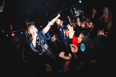 EMNWロンドン公演の様子（Photo by Jessie-Rose Lena）