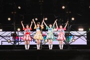 「りんご娘 はるか夢スタジアムライブ "Dream of Diamond" 輝け!! 10,000人のペンライト!!～40市町村の魅力大発見～」の様子。
