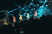 「りんご娘 はるか夢スタジアムライブ "Dream of Diamond" 輝け!! 10,000人のペンライト!!～40市町村の魅力大発見～」の様子。