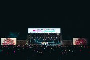 「りんご娘 はるか夢スタジアムライブ "Dream of Diamond" 輝け!! 10,000人のペンライト!!～40市町村の魅力大発見～」の様子。