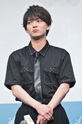 小島健と先輩後輩の垣根を越えて仲良くなりたい西村拓哉。