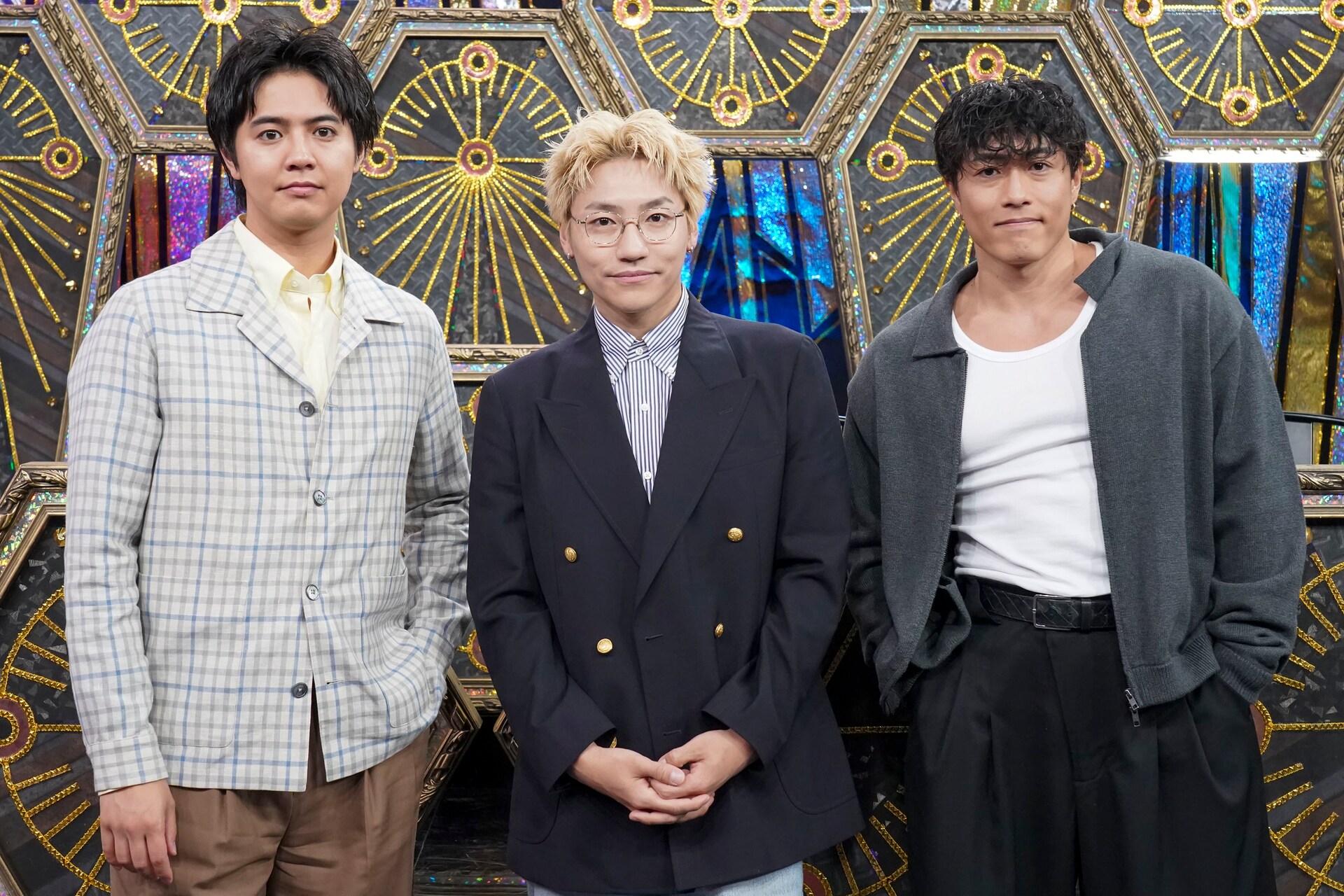 きもっち悪いダンス選手権」収録の様子。前列左から片寄涼太、小森隼